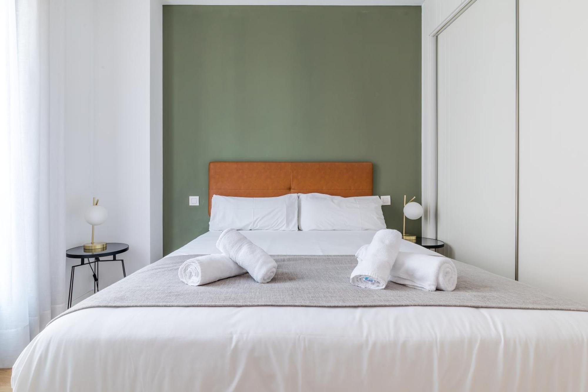 Caterina Pacifico Apartment Мадрид Екстериор снимка